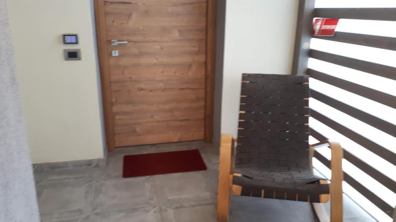 Hotel Bed & Rooms , Corte Rossa -1 Min Walk To Bernina Express Tirano Ngoại thất bức ảnh