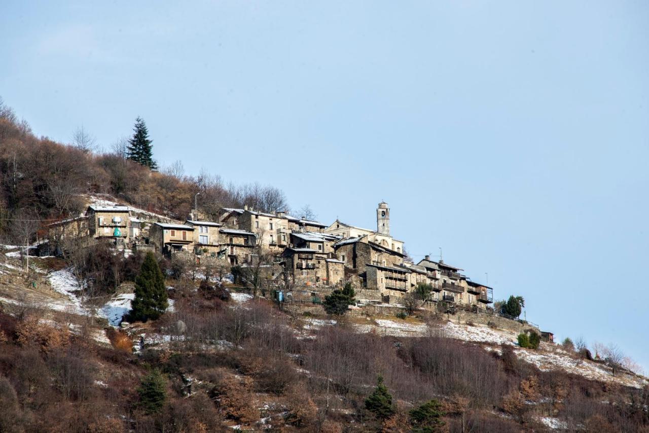 Hotel Bed & Rooms , Corte Rossa -1 Min Walk To Bernina Express Tirano Ngoại thất bức ảnh